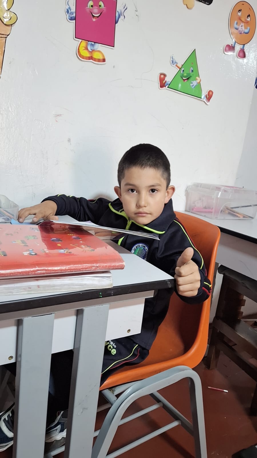 Niños en educación artística